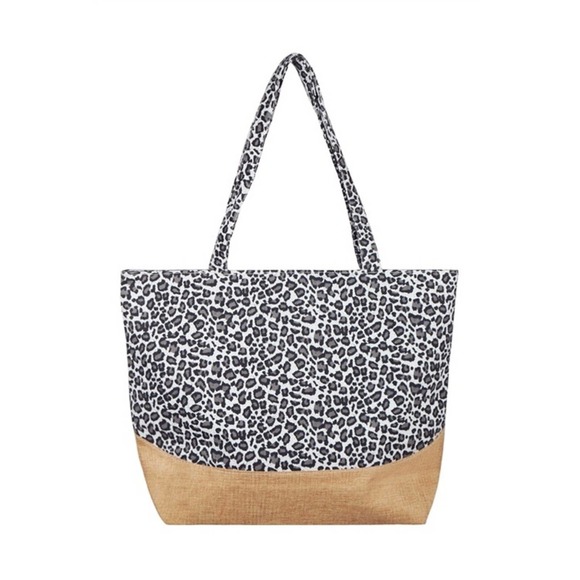 Leopard Print Jute Oversized Tote Bag - Picture 3 of 4
